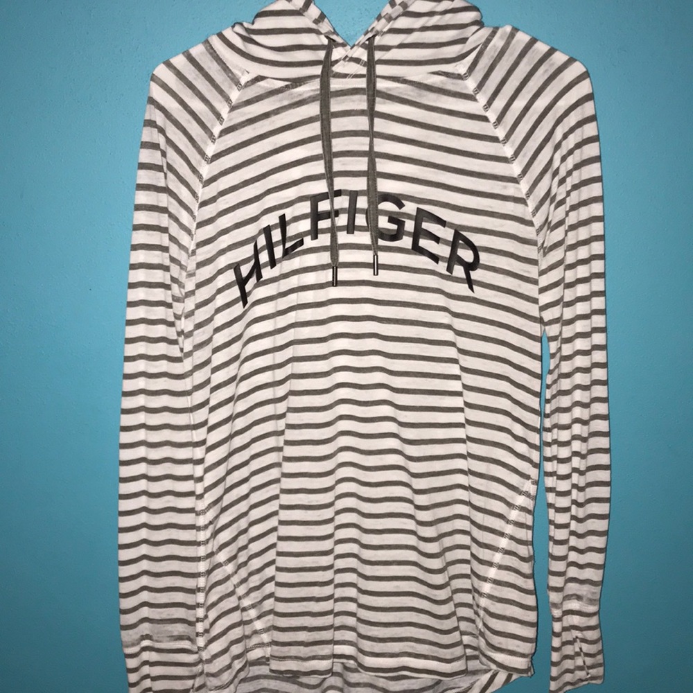 Tommy Hilfiger light weight sweat shirt